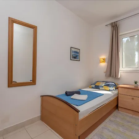 Pet Friendly In * Sveti Filip i Jakov